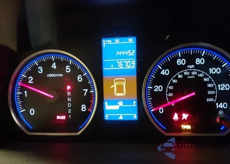 2010 Honda Cr-V Lx z USA, uszkodzony, nr VIN 5J6RE4H39AL004590